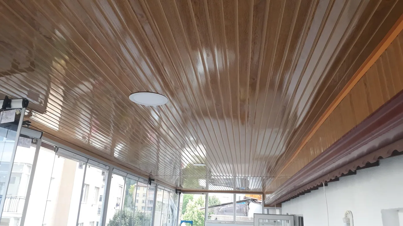Balkon tavanı: lambiri mi, boya mı?